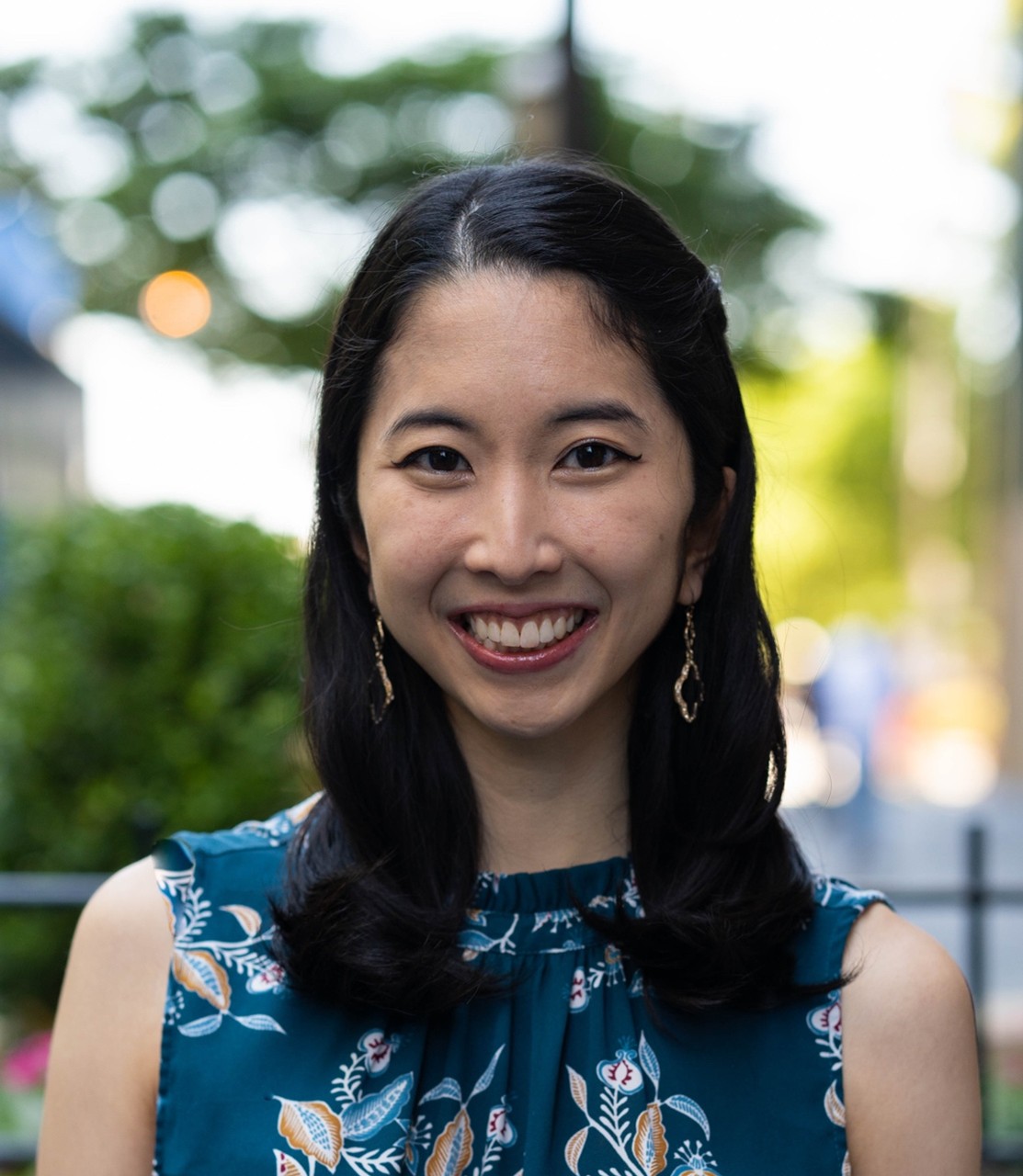 Dr. Thuy Van Hang
