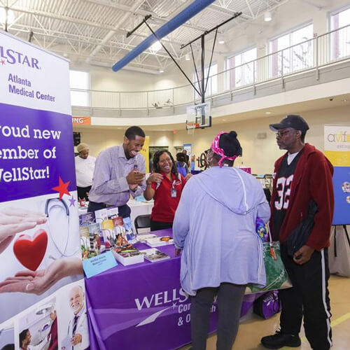 community members receive information about health care